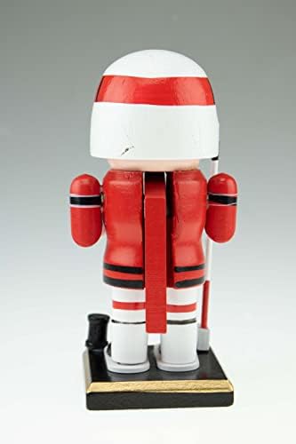 Традиционна Дървена Лешникотрошачката Deli Creations Red Hockey Player, 6 Инча, Празничен Коледен Декор за Рафтове и маси