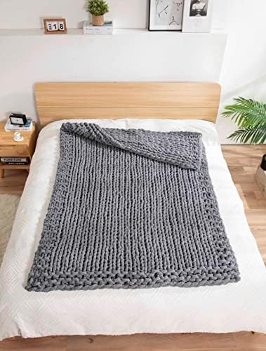 плътно Вязаное одеяло Clootess от шенилна - Топло, Меко, Удобно за домашен интериор в стил Бохо на дивана-легло (Тъмно-сиво, 40x80 инча)