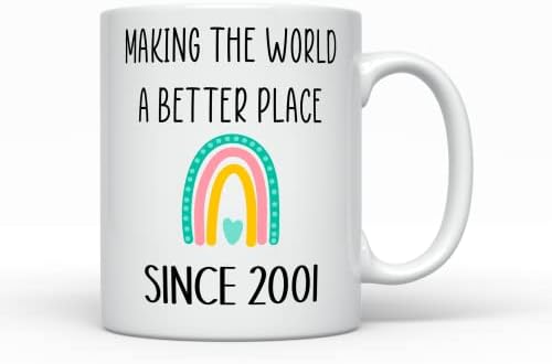 Правим света по-добро от 2001 г., е Родена през 2001 г., Кафеена чаша, 22 година, Подарък за жена на 22-ри рожден
