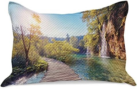 Калъфка за възглавница от стеганого одеяла Ambesonne Nature, Идилично езеро с Водопад, Стекающим от хълмовете в Есенната