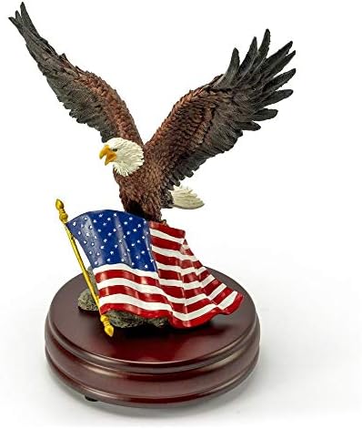 Американският Белоглав орел с американския флаг Върху Дървена Стойка Музикална Фигурка - Много песни по избор