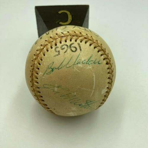 Еди Матюс и Боб Юкер подписаха бейзболен трофей City Champs Trophy 1965 г. JSA COA - Бейзболни топки с автографи